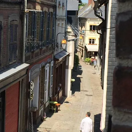 Rue Des Lingots